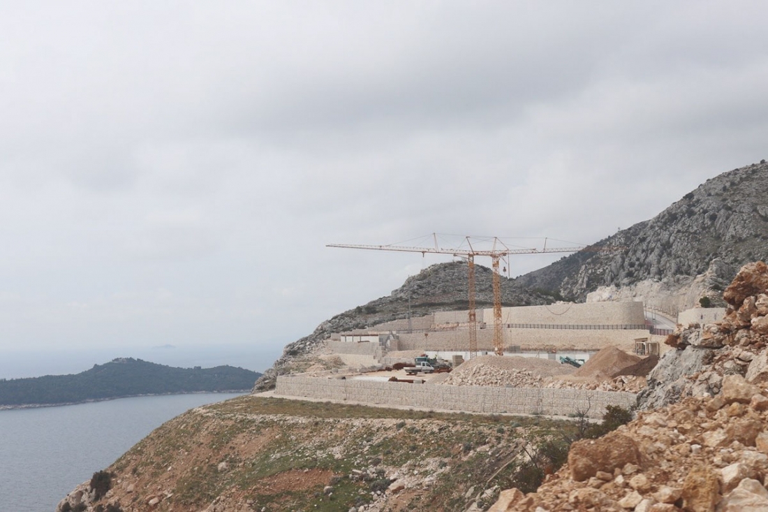 PRIOPĆENJE; Groblje Dubac, projekt koji rje&scaron;ava problem Župljana, ali smeta vladajućoj većini